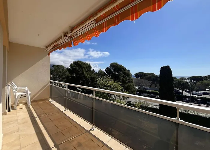 Magnifique T3 Renove - Terrasse Vue - Parking - Fr-1-308-208 *